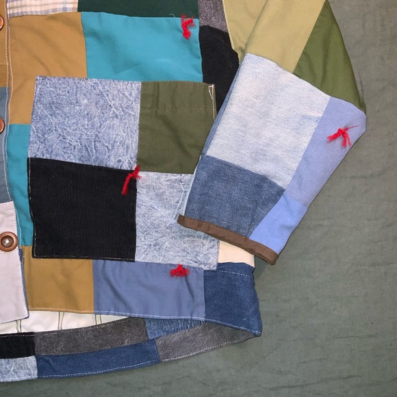 handmade quilt coat denim patchwork barn jacket chore coat vintage wooden button - Picture 2 of 9